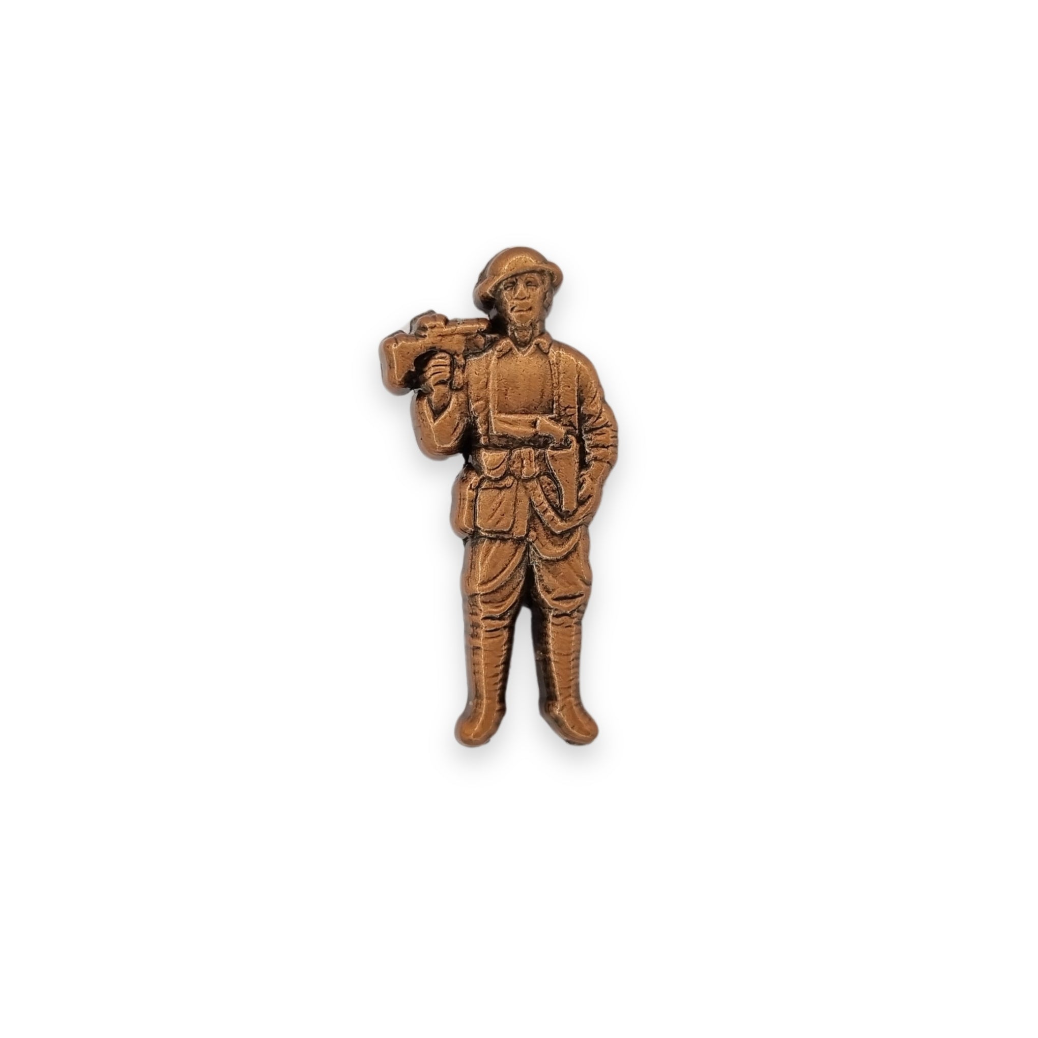 Lapel Pin: Soldier, First World War