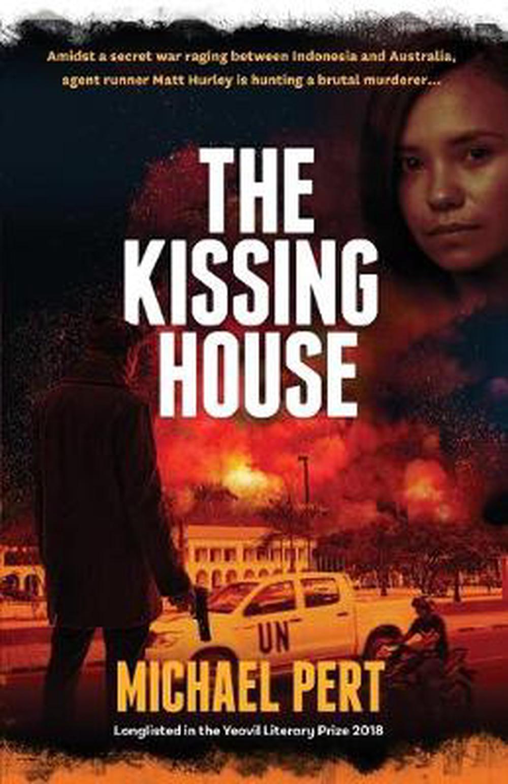 The kissing house